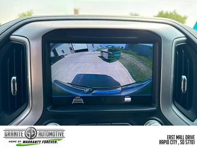 Used 2021 Summit White GMC SLE image 19