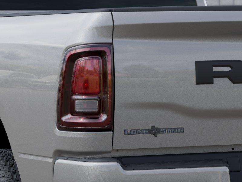 New 2027 Silver-Zynith Exterior Paint RAM Big Horn image 5