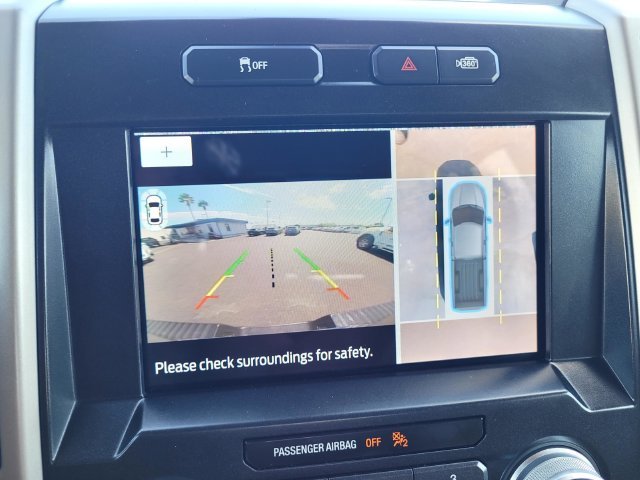 Used 2015  Ford Lariat image 17