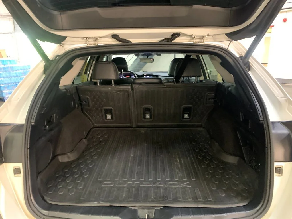 Used 2020 White Subaru Limited image 18