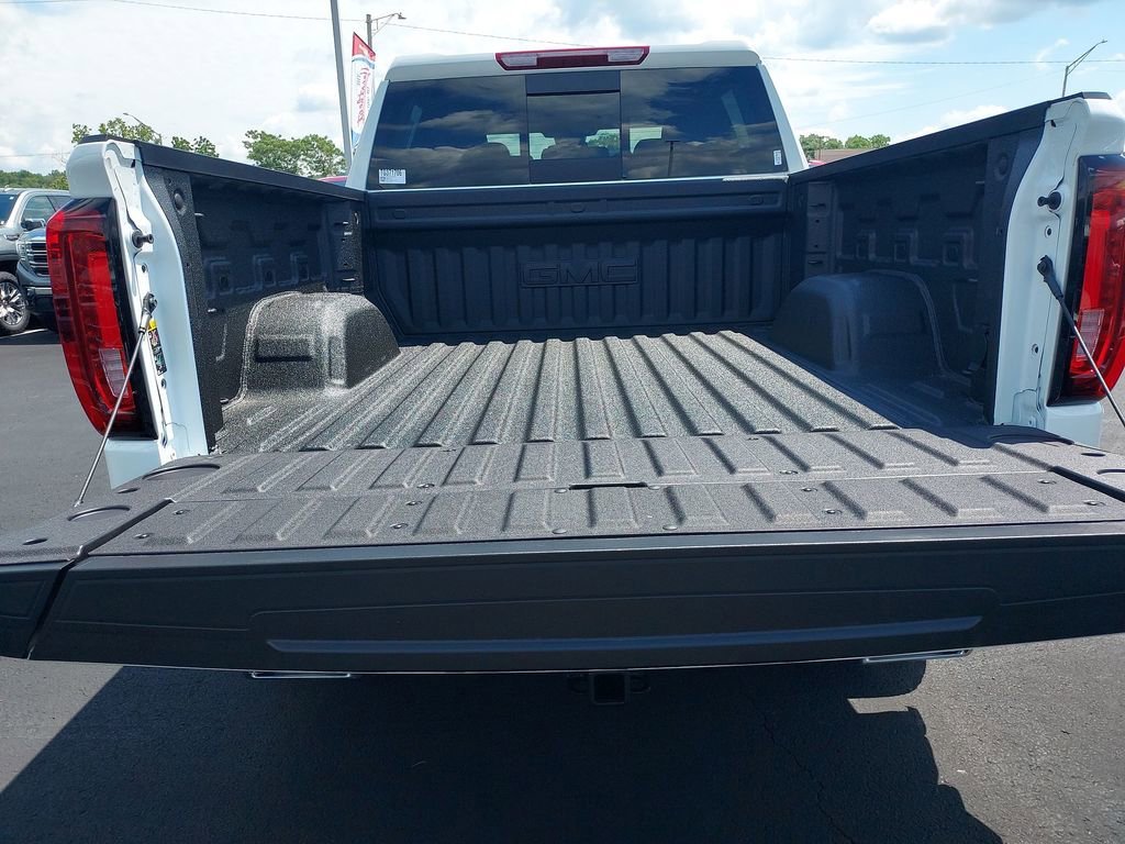 New 2026 Summit White GMC SLT image 29