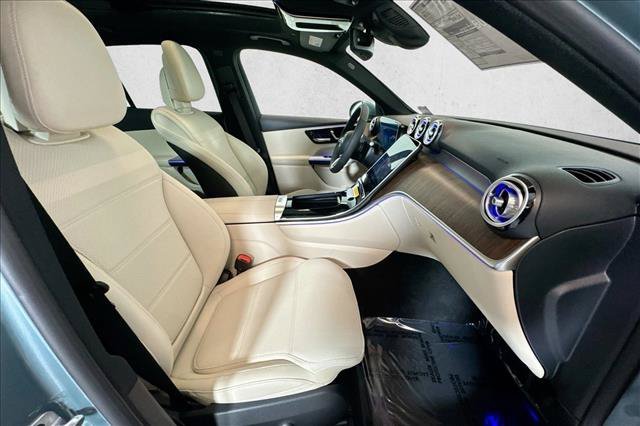 New 2026 Verde Silver Metallic Mercedes-Benz GLC 300 image 56