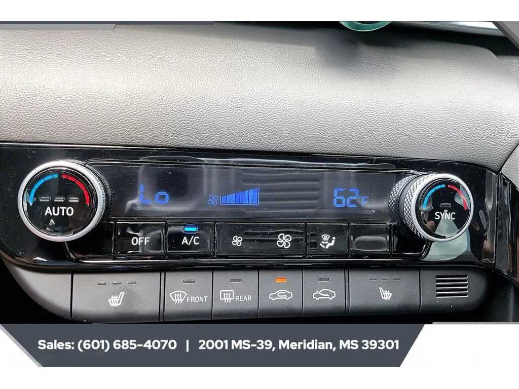 Used 2026 Amazon Gray Hyundai SEL Sport Premium image 22