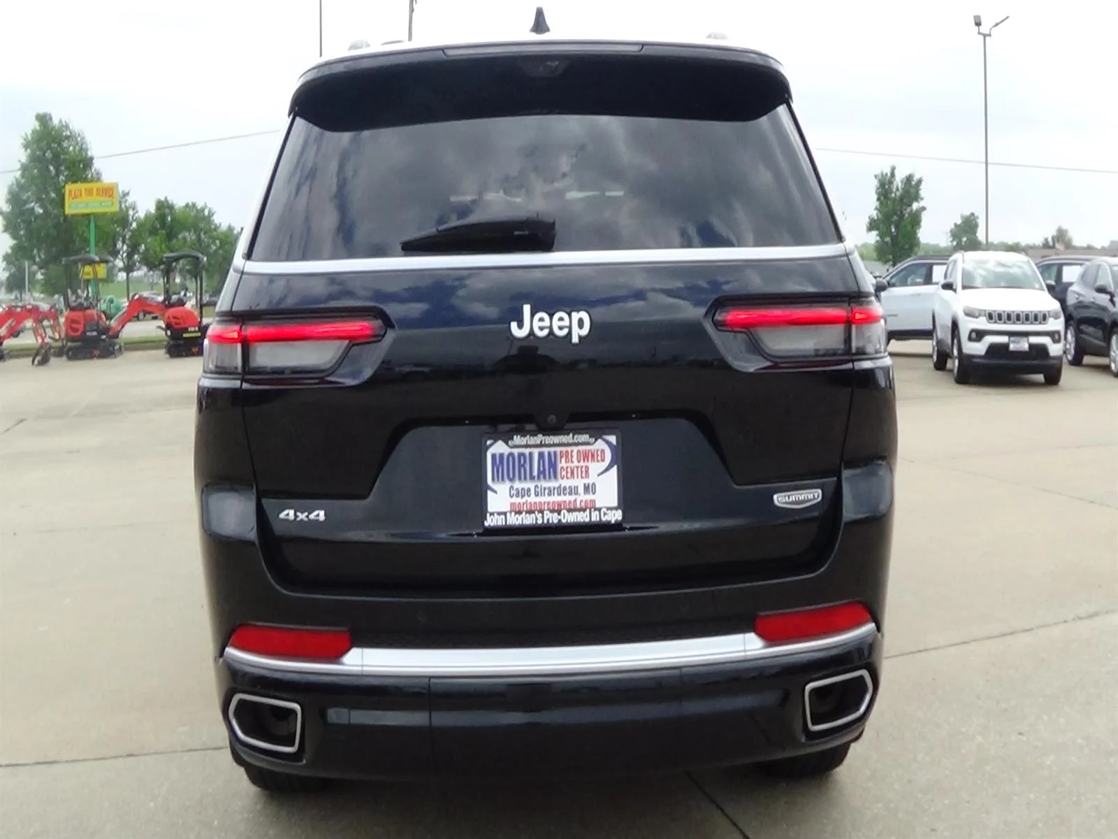 Used 2025 Diamond Black Crystal Pearl Coat (pxj) Jeep Summit image 7