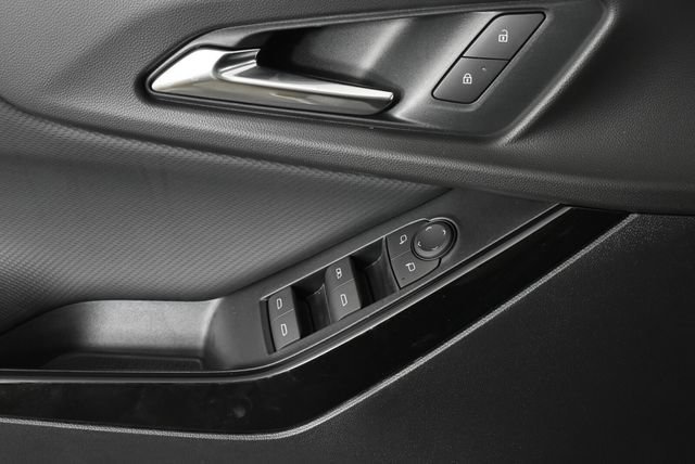 New 2027 Mosaic Black Metallic Chevrolet LT image 26