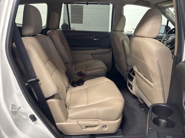 Used 2021 Platinum White Pearl Honda Touring image 18