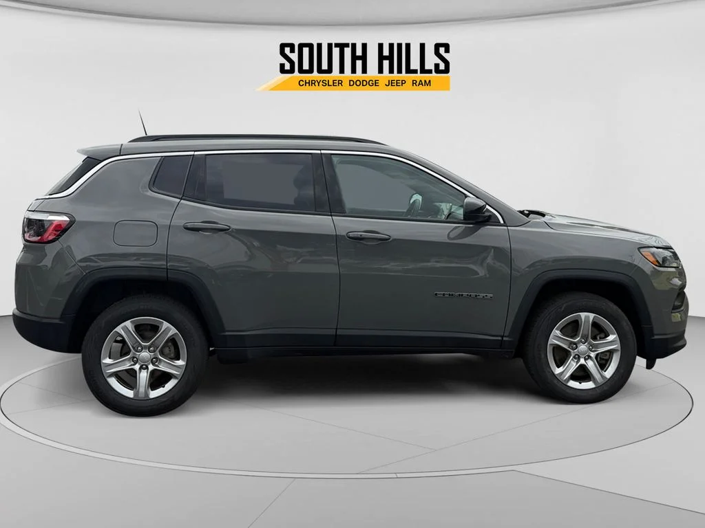 Certified Used 2023 Gray Jeep Latitude image 6