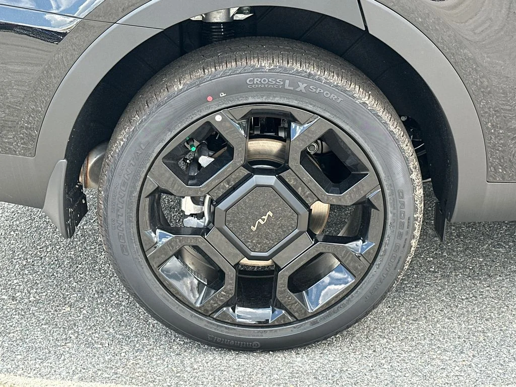 New 2026 Black Kia X-Line SX Prestige image 17
