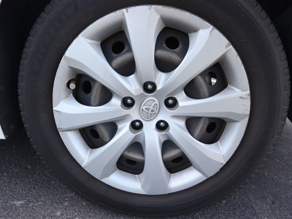 Used 2020 Super White Toyota LE image 15