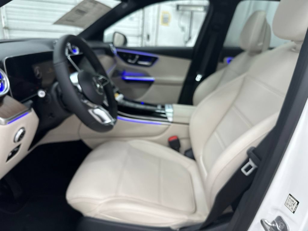 New 2027 Polar White Mercedes-Benz GLC 300 image 51
