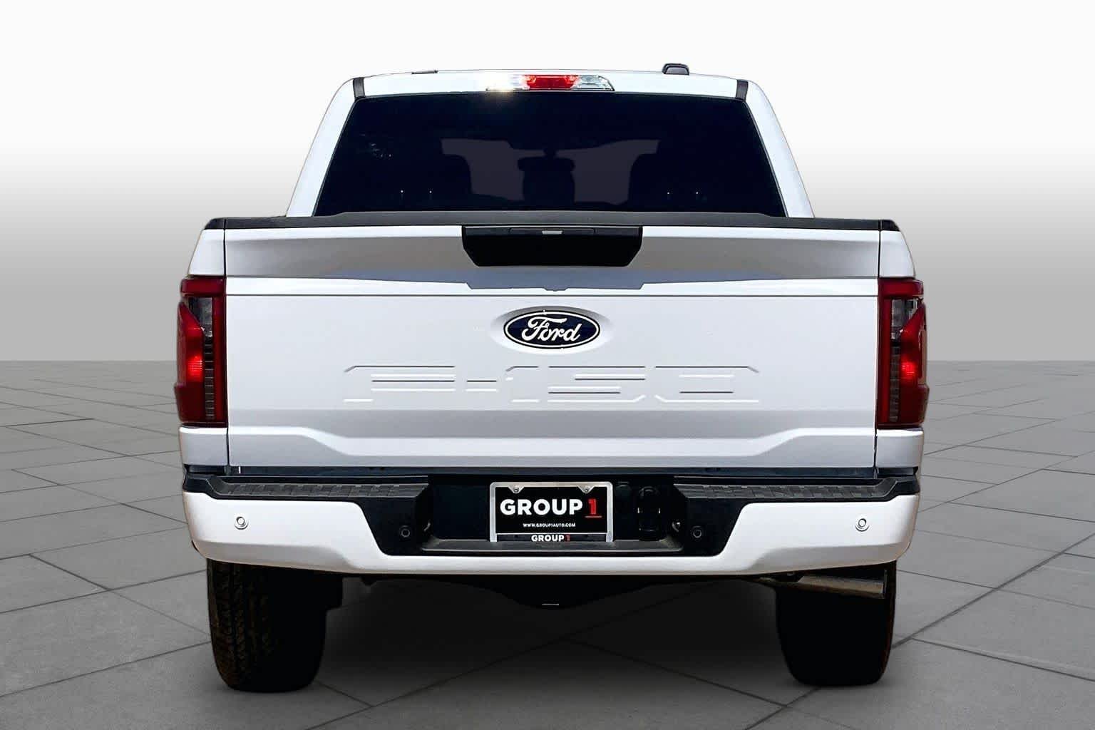 New 2026 Oxford White Ford STX image 4