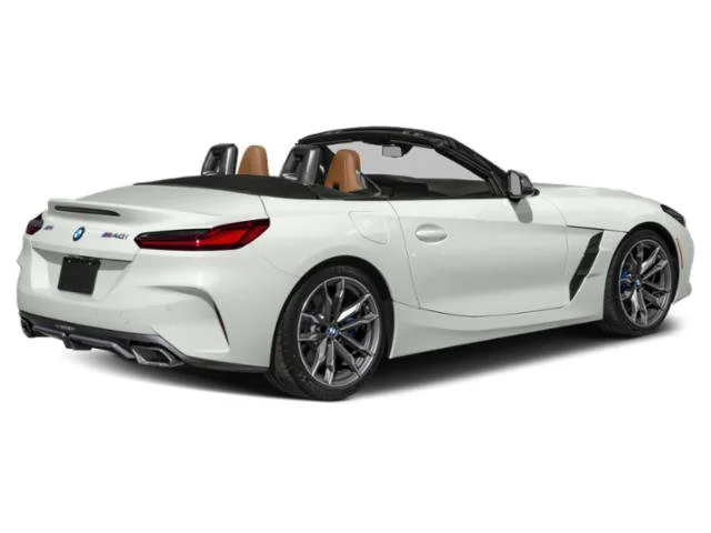 Used 2022 Glacier Silver Metallic BMW sDriveM40i image 5
