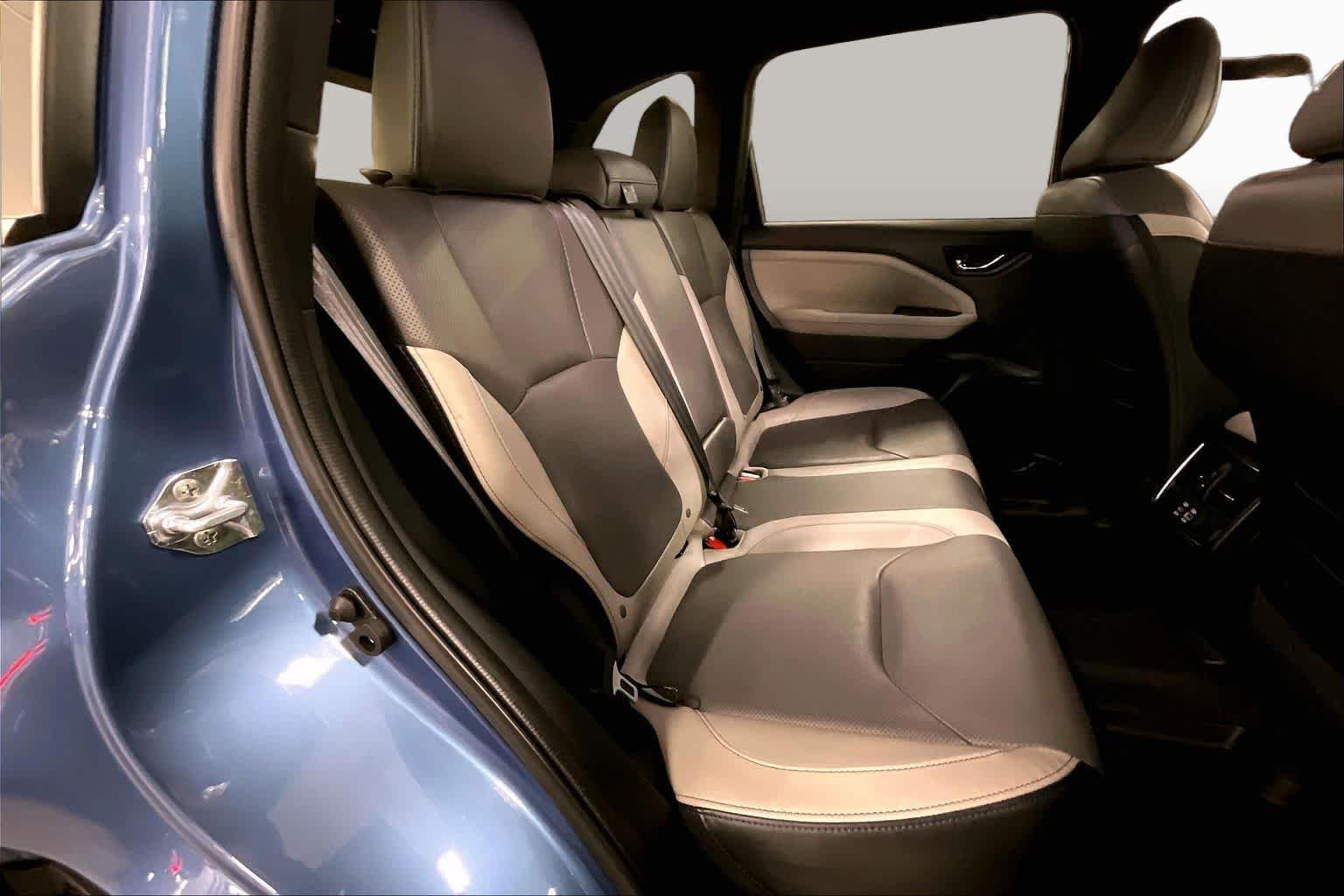 Used 2025 Horizon Blue Pearl Subaru Limited image 19