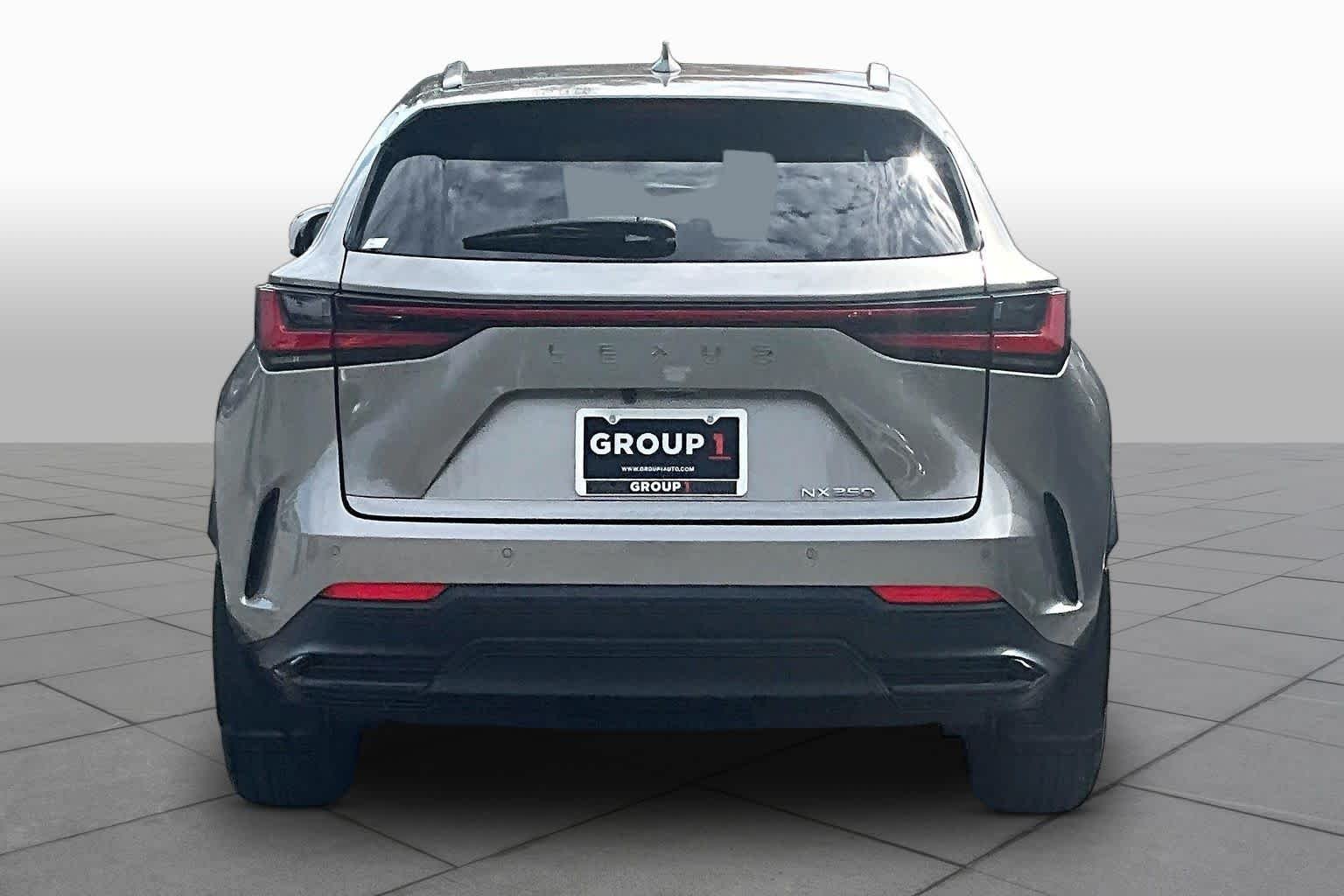 Used 2025 Atomic Silver Lexus Premium image 5