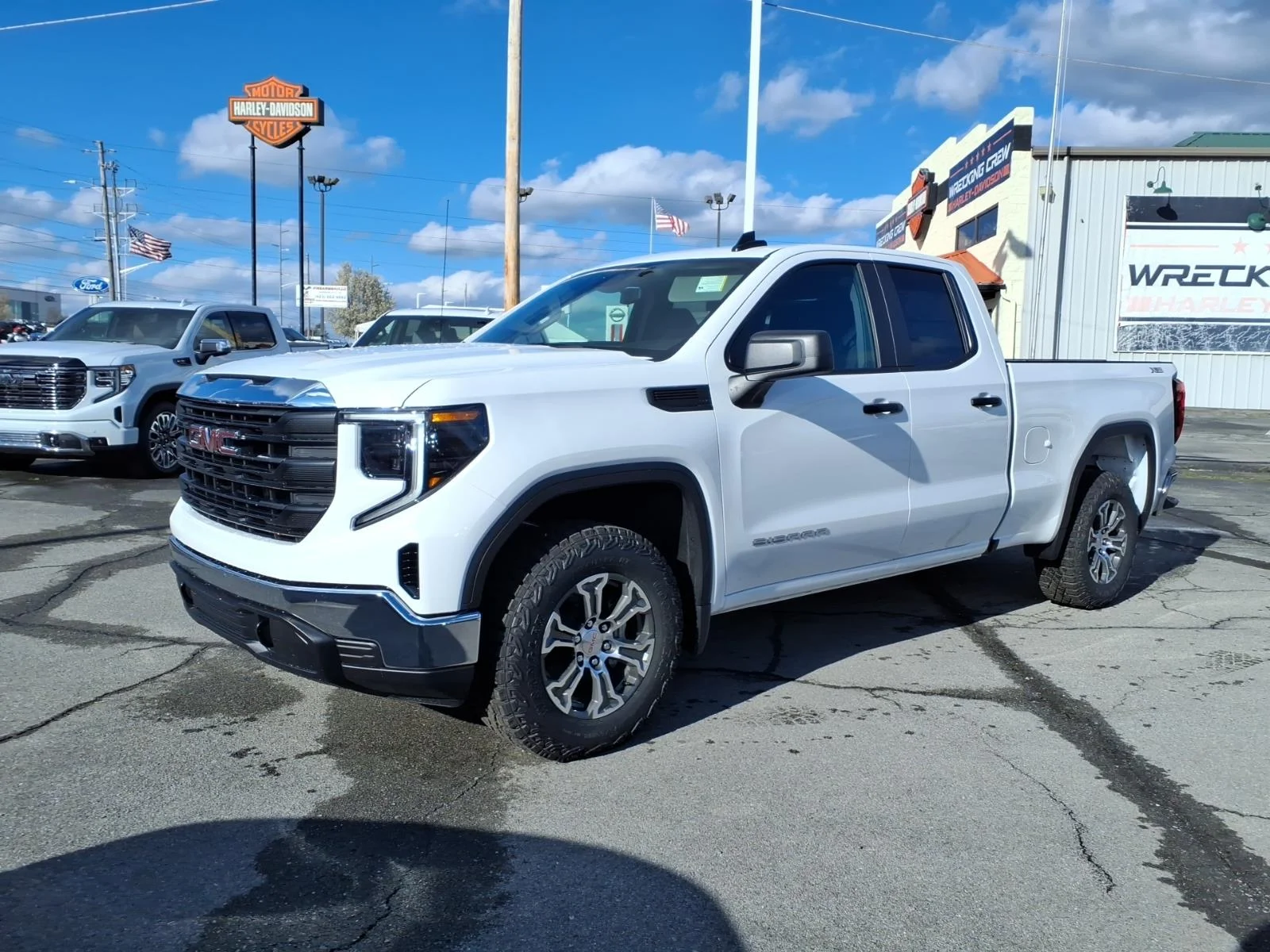 2026 GMC Sierra 4WD Double Cab Standard Box Pro's photo