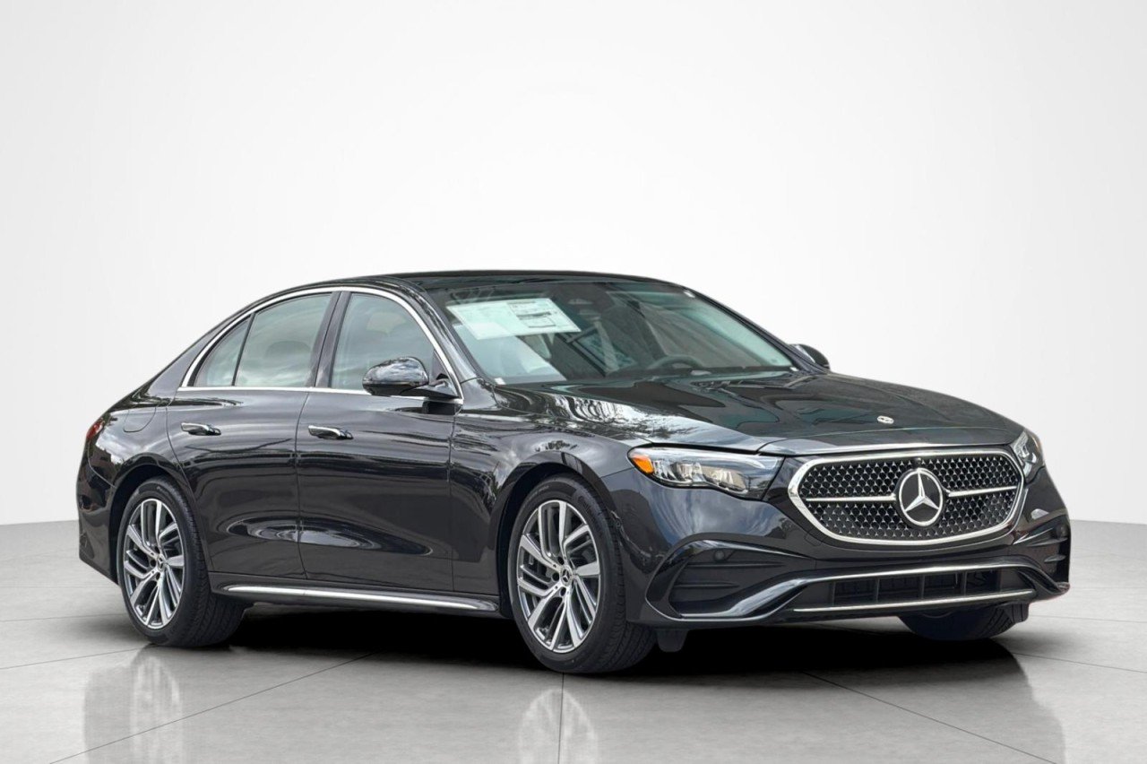 New 2026 Graphite Grey Metallic Mercedes-Benz E 350 RWD Sedan image 7
