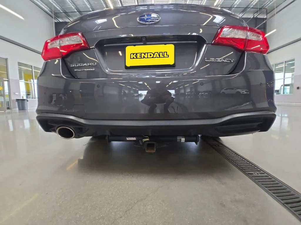 Used 2019 Gray Subaru 2.5i image 28