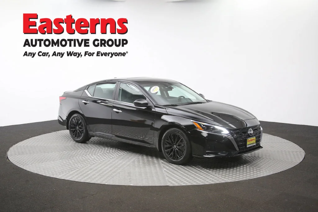 Used 2025 Black Nissan 2.5 SV image 50