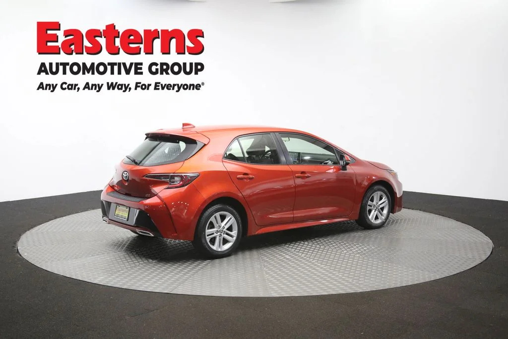Used 2019 Red Toyota SE image 40
