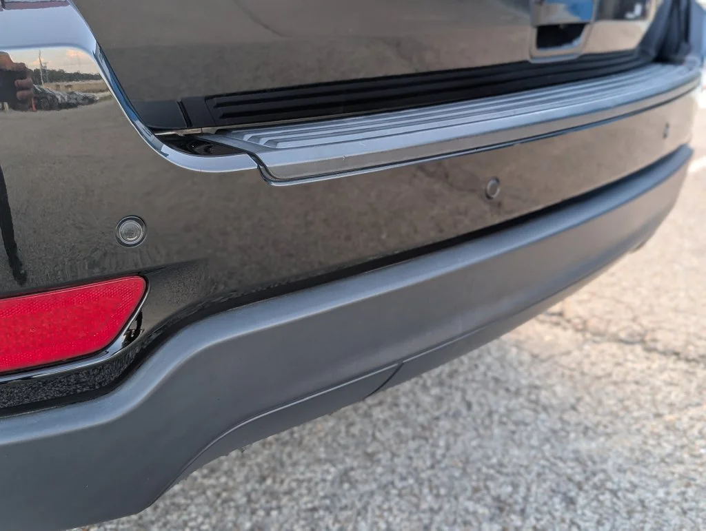 Used 2017 Black Jeep Laredo image 15
