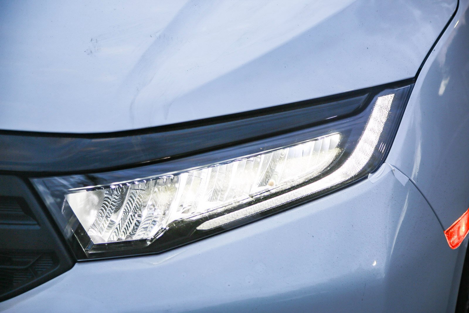 New 2026 Platinum White Pearl Honda Sport-L Auto image 4