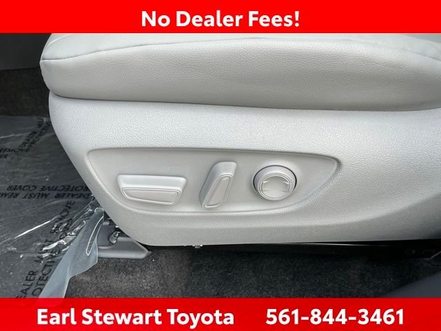 Certified Used 2025 Silver Toyota XLE image 36