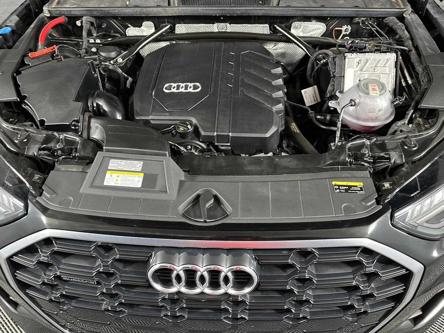 Used 2023 Mythos Black Metallic Audi S line Prestige image 3