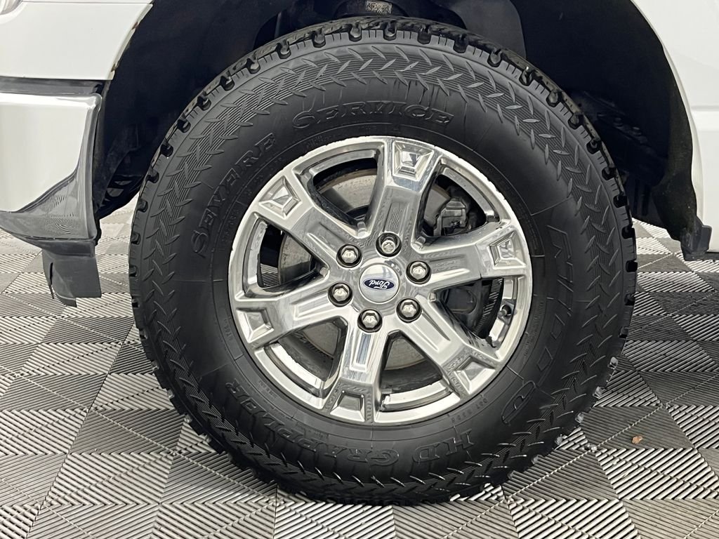 Used 2021 Oxford White Ford XLT image 19