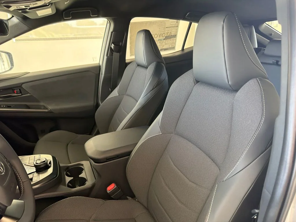 2026 Toyota C-HR SE - Photo 10