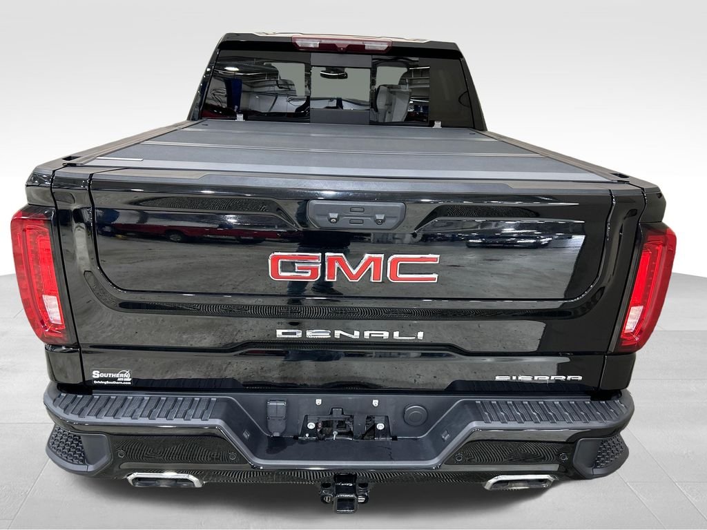 Used 2022 Black GMC Denali image 4