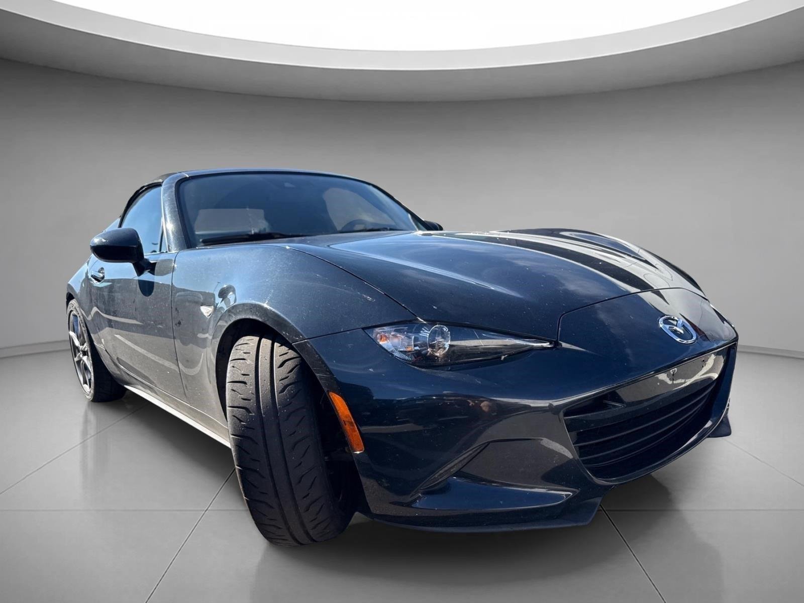 Used 2022 Jet Black Mica Mazda Grand Touring image 19