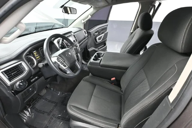 Used 2018 Brown Nissan SV image 16