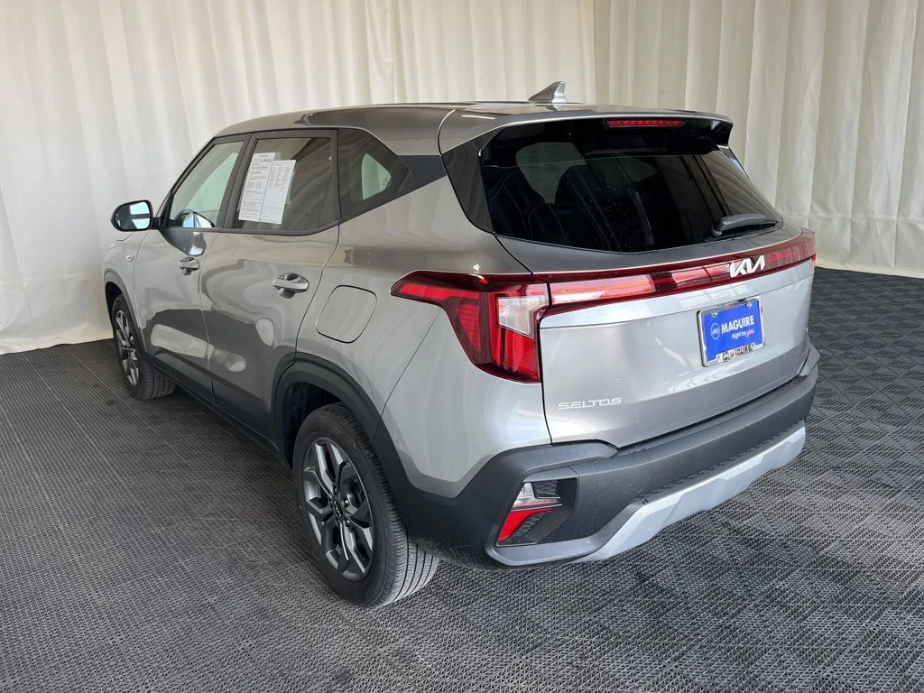 Used 2024 Gray Kia LX image 29