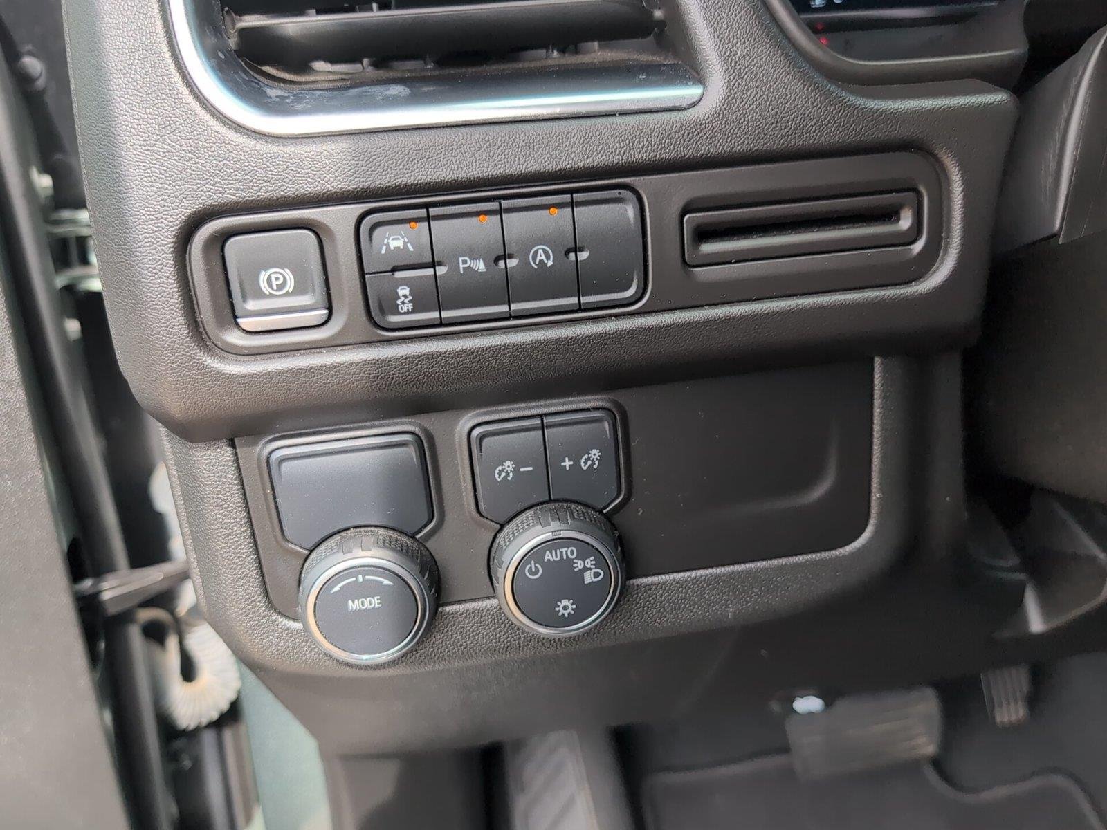 Used 2024 Silver Sage Metallic Chevrolet LT image 32