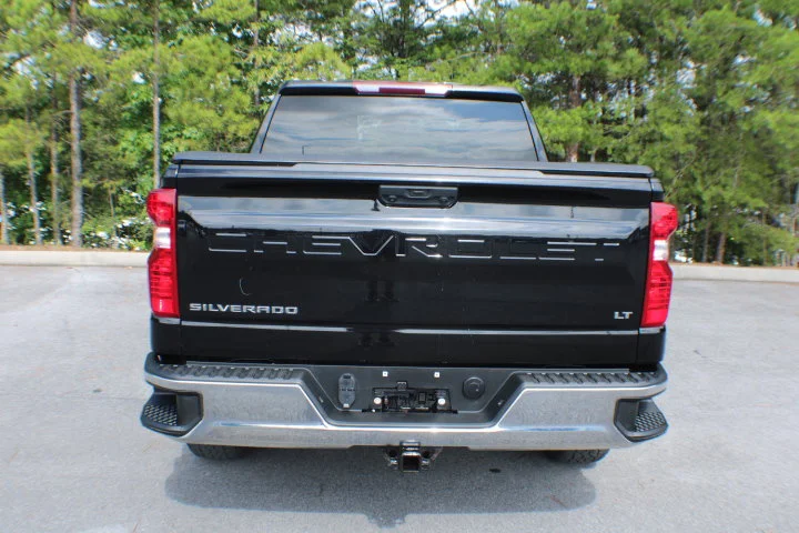 Used 2022 Black Chevrolet LT (2FL) image 17