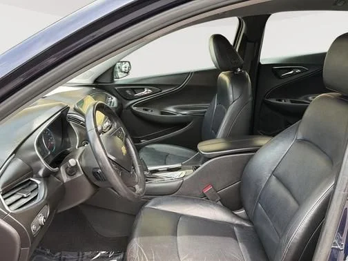 Used 2017 Blue Chevrolet LT image 9
