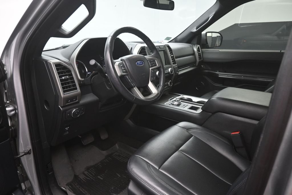 Used 2021 Silver Ford XLT image 19