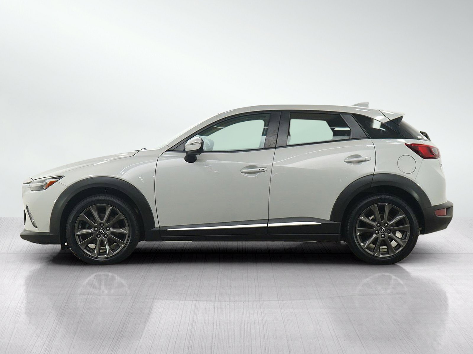Used 2016 Mazda CX-3 Grand Touring with VIN JM1DKBD7XG0100535 for sale in Burnsville, Minnesota