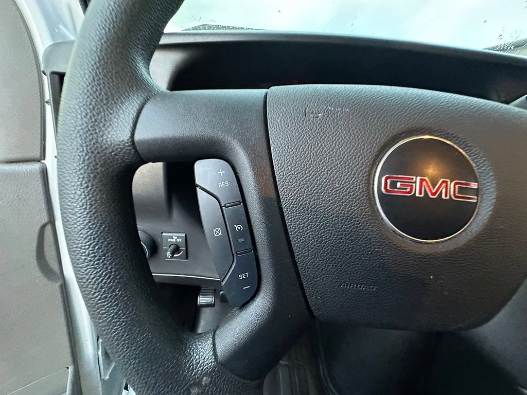 Used 2025 Summit White GMC Work Van image 29