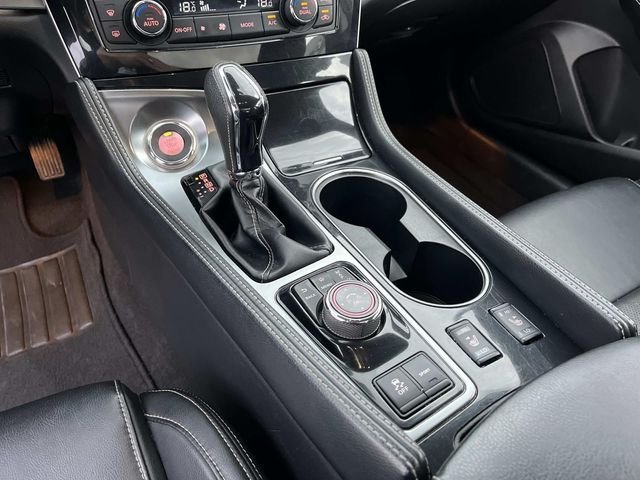 Used 2023  Nissan 3.5 SL image 30