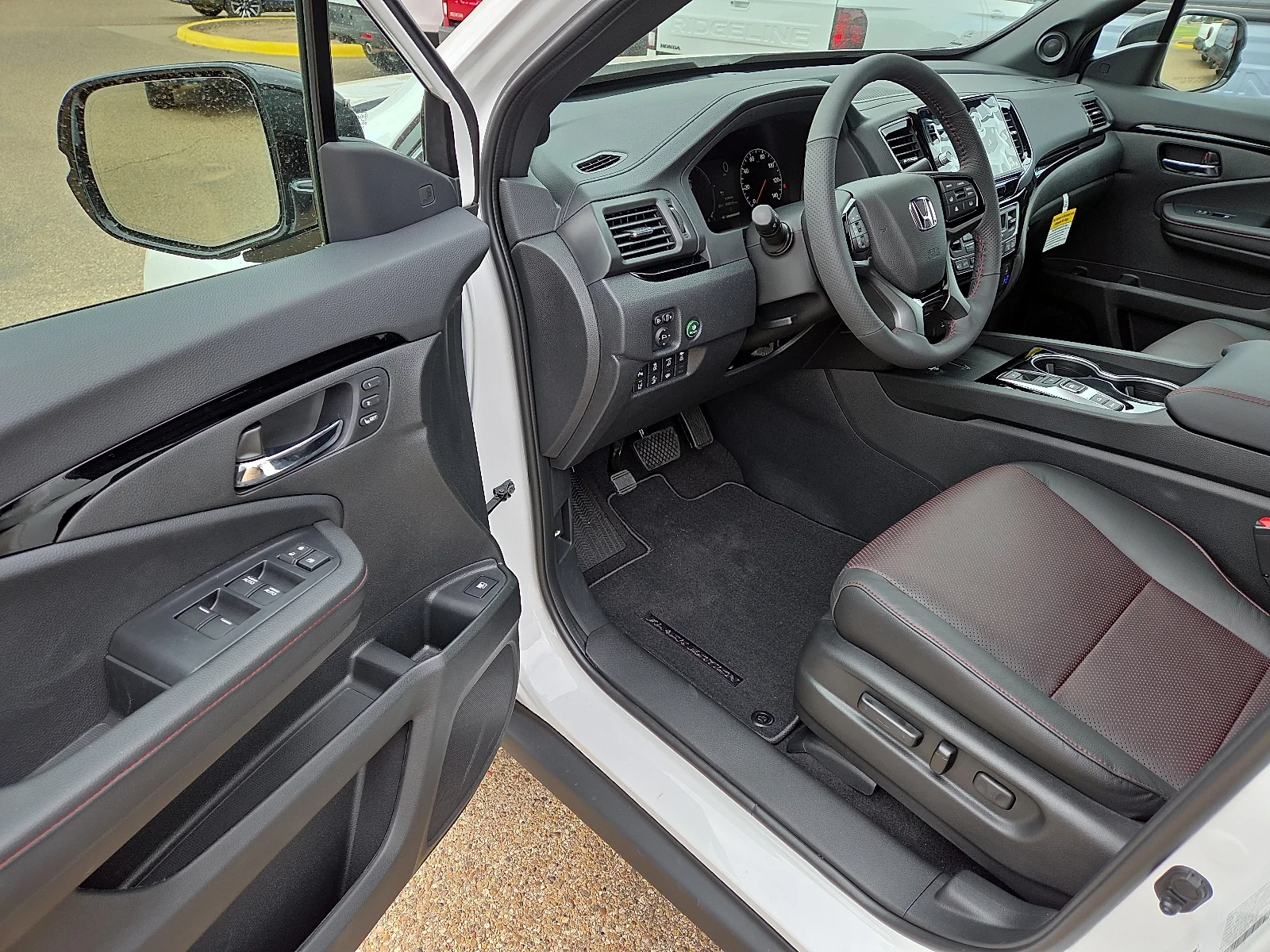 2026 Honda Ridgeline Black Edition - Photo 10