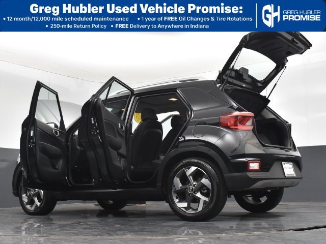 Used 2026 Black Hyundai SEL image 39