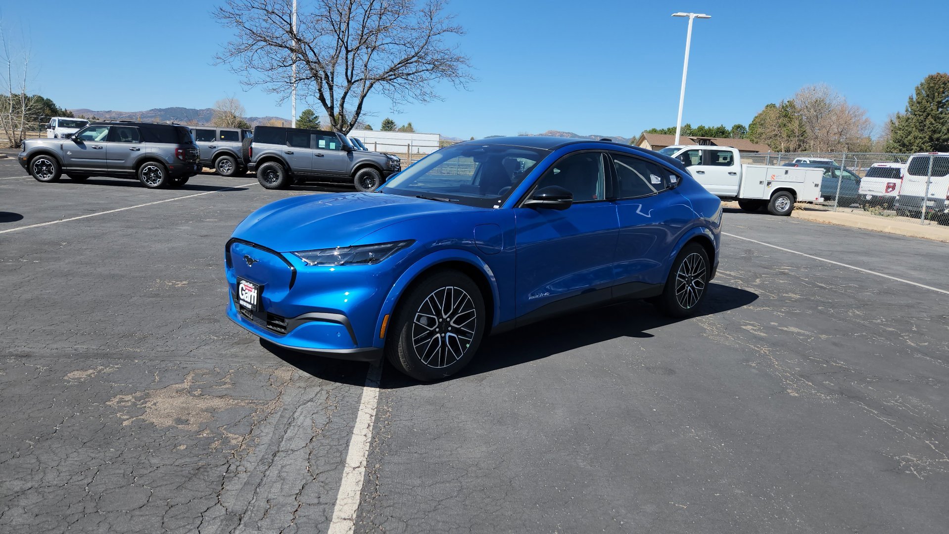 New 2026 Velocity Blue Metallic Ford Premium image 3