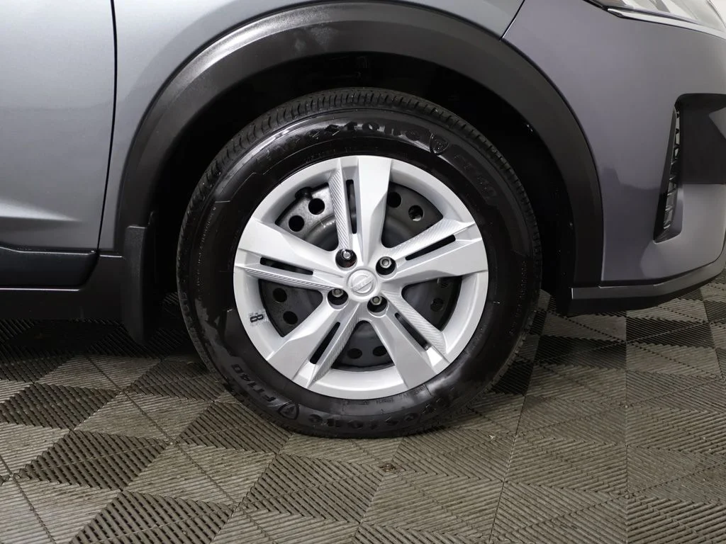 Used 2024 Gun Metallic Nissan S image 19