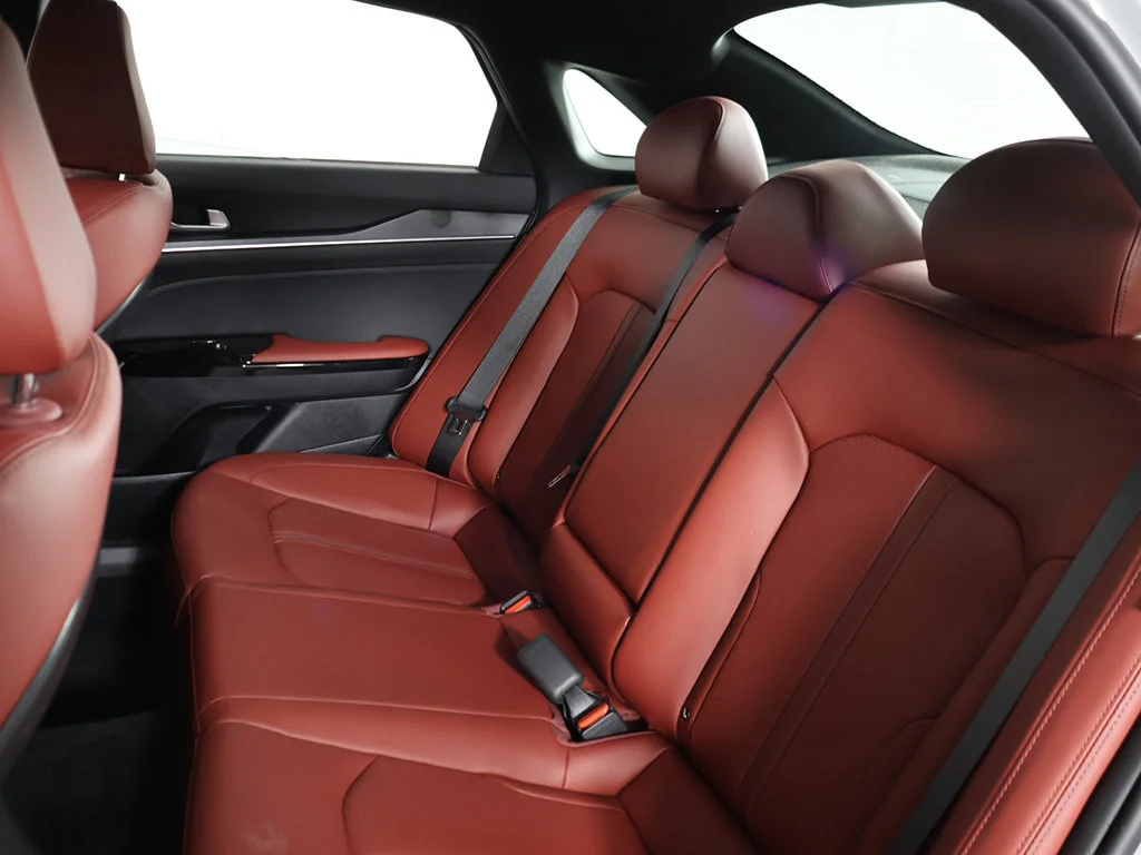 Used 2025 Gray Kia GT-Line image 34