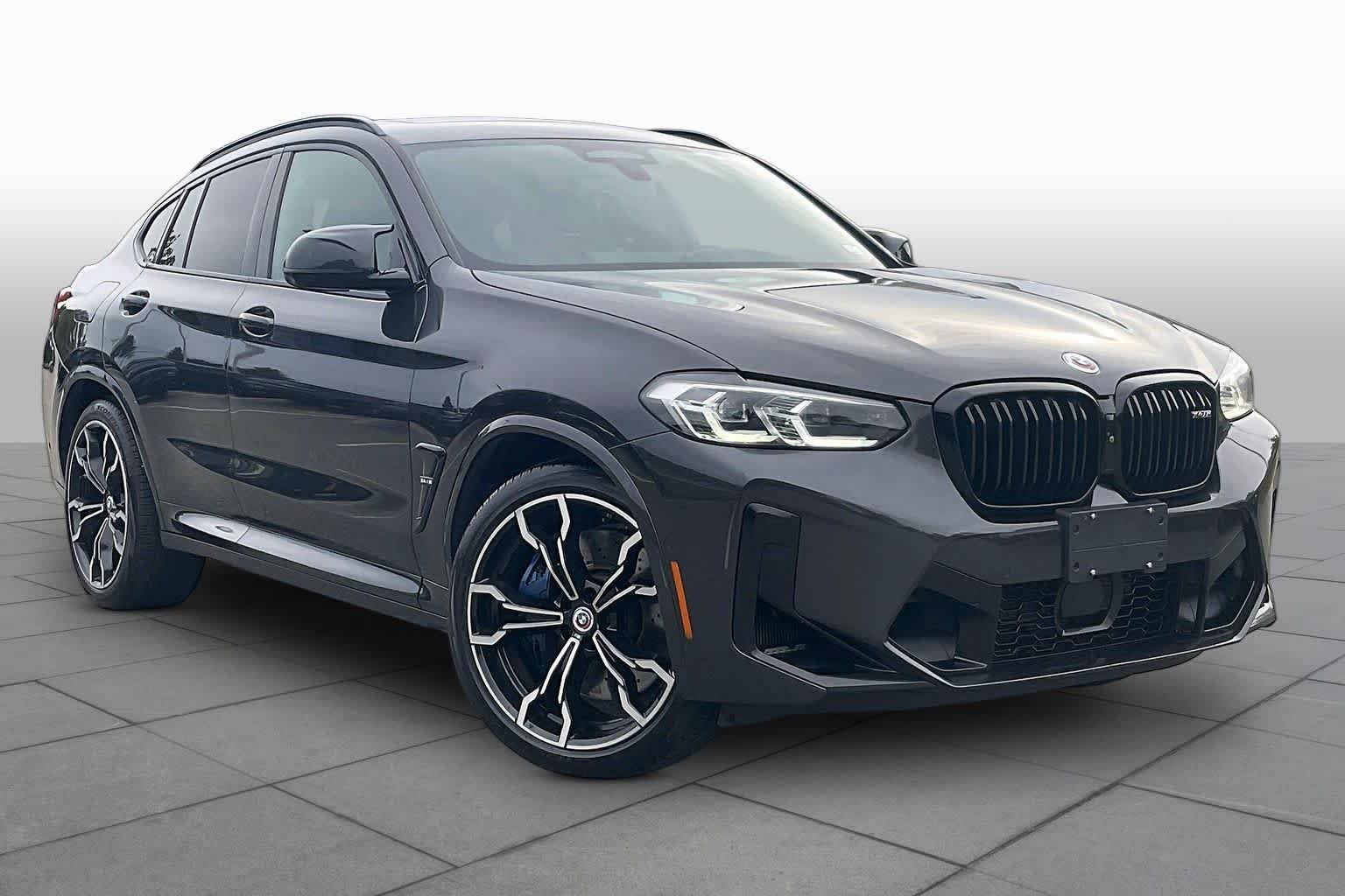 Used 2022 Dark Graphite Metallic BMW  image 2