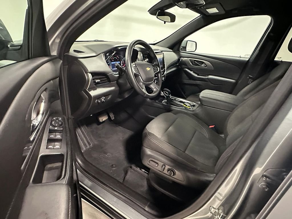 Used 2023 Gray Chevrolet LT image 20