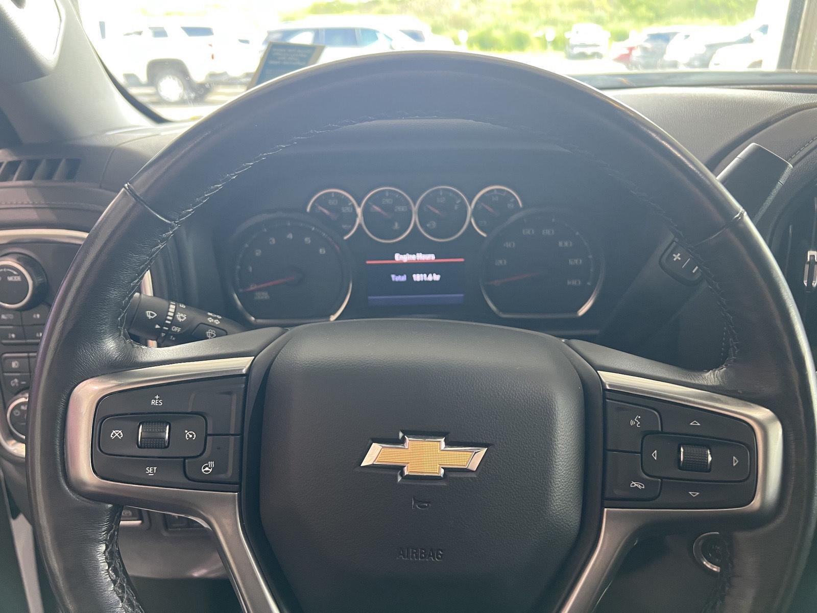 Used 2022 Summit White Chevrolet LTZ image 22