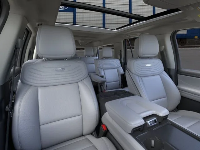 New 2026 Star White Metallic Tri-Coat Ford MAX Platinum® image 10