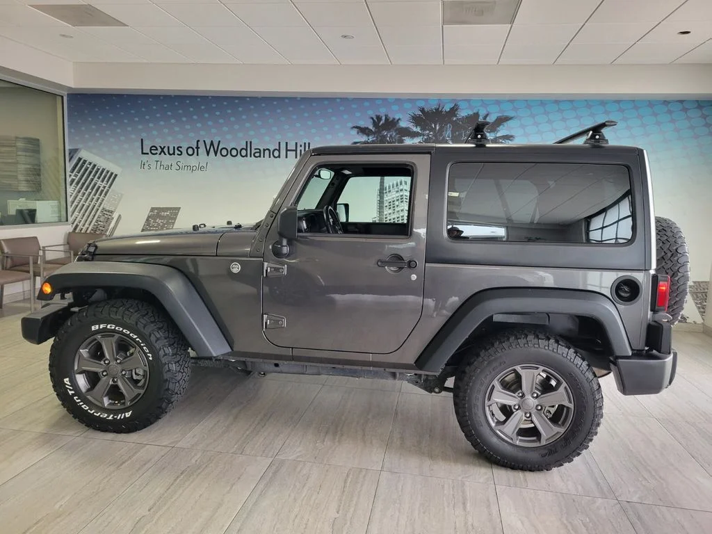 Used 2017 Gray Jeep Sport image 2